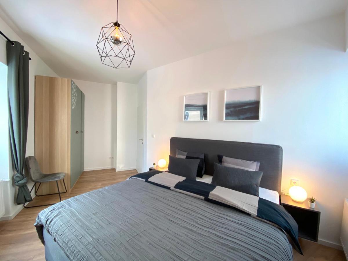 White Inn - Ferienwohnung Mit Terrasse Мюрццушлаґ Екстер'єр фото
