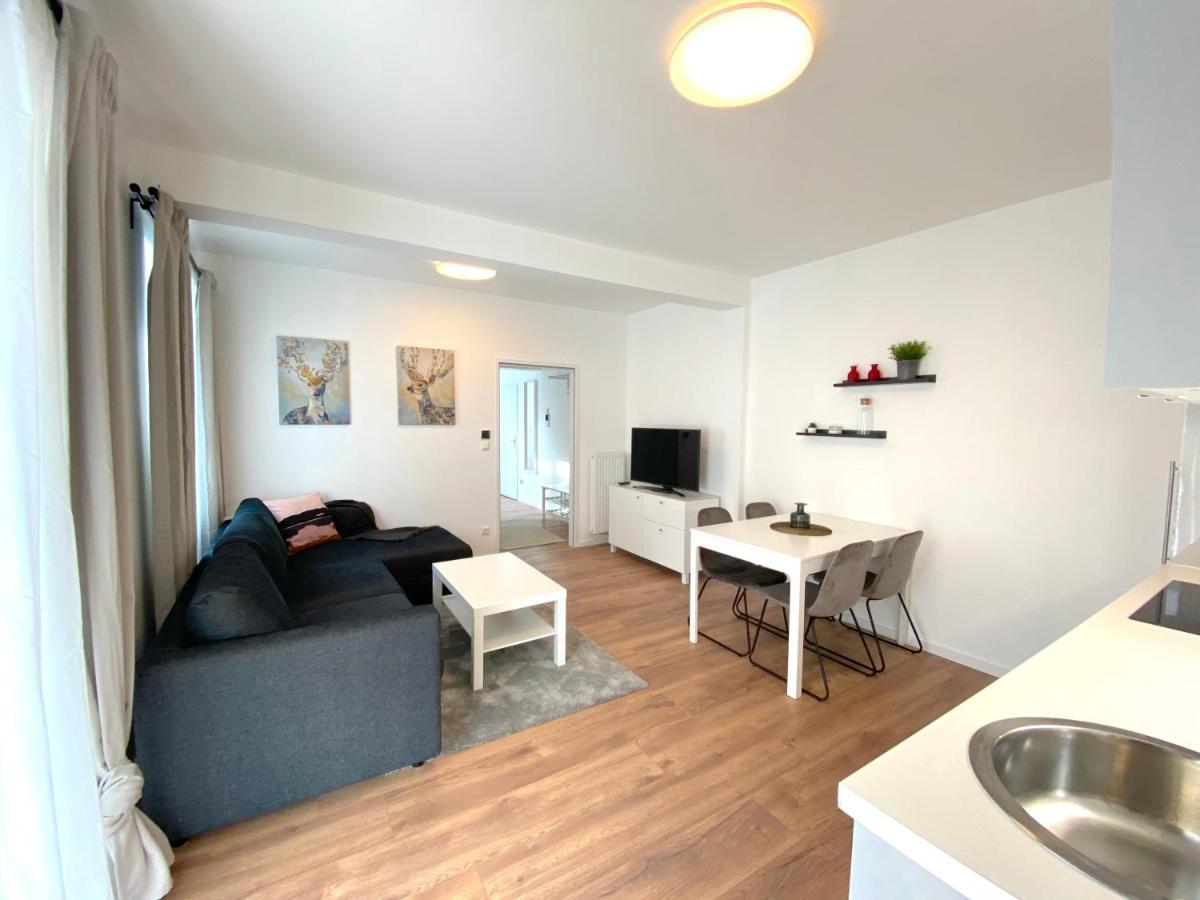 White Inn - Ferienwohnung Mit Terrasse Мюрццушлаґ Екстер'єр фото